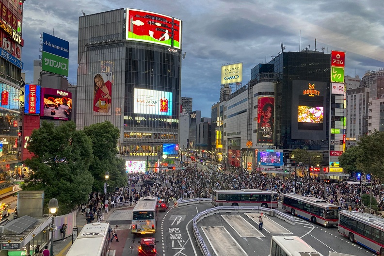 01 - Tokyo - 01 - Shibuya 01.jpg