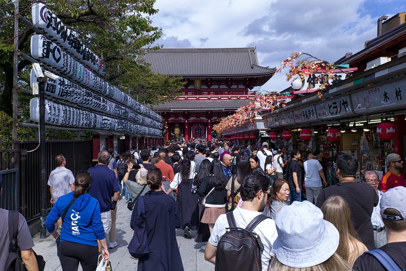 01 - Tokyo - 06 - Asakusa 01.jpg