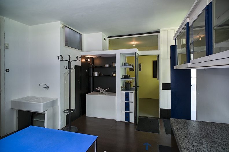 02 - Rietveld-Haus 05.jpg