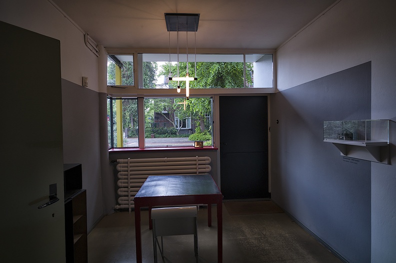 02 - Rietveld-Haus 06.jpg