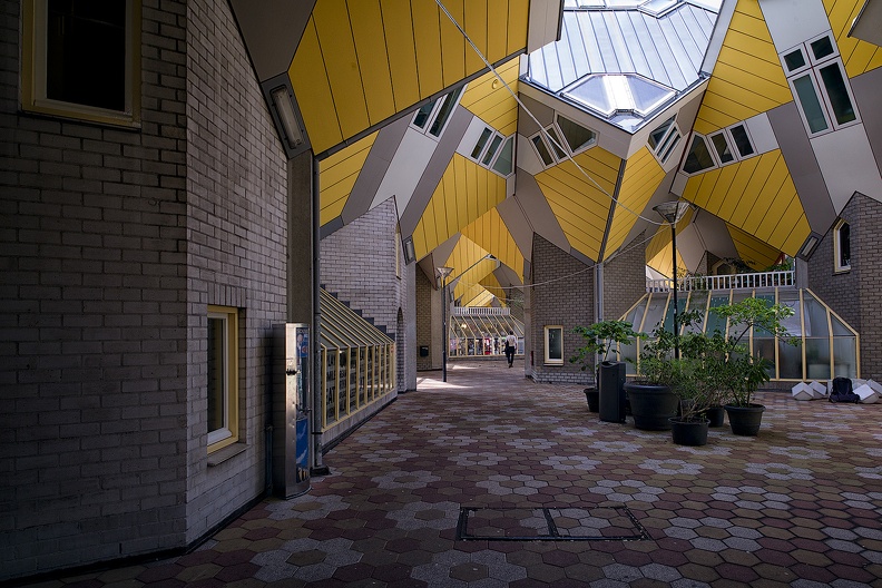 06 - Kubische Häuser 03.jpg