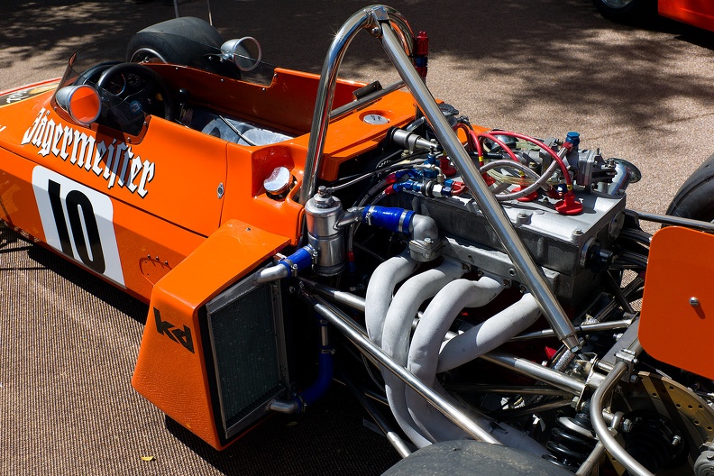 brabham_bt38_motor.jpg