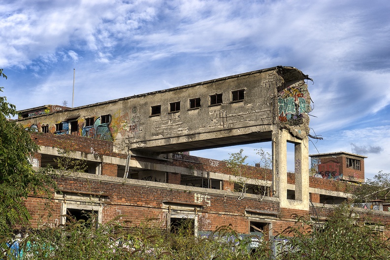 Norton-Werk 11.jpg